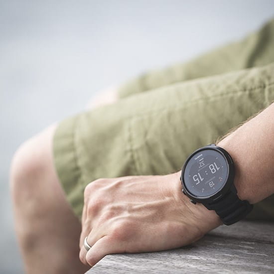 suunto-d5-all-black-on-wrist-01 Suunto D5 Tauchcomputer