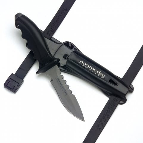 Atomic_TI6_Knife_spitz Atomic Ti6 Titan Tauchmesser