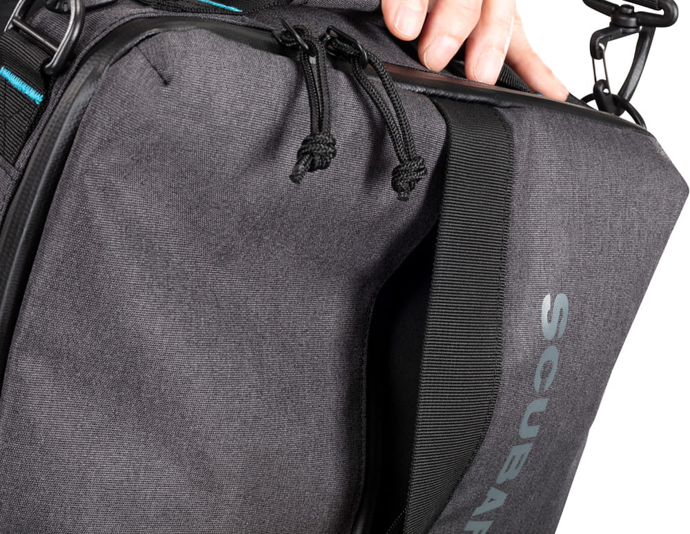 Definition-Reg-10_-zipper-puller_final Scubapro Definition Reg 10 Atemreglertasche